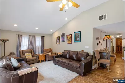 10 Wendy Terrace, Garfield, NJ 07026 - Photo 8