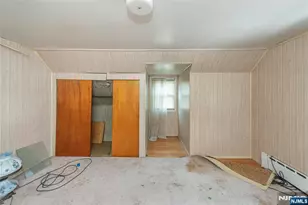 385-387 41st St, Paterson, NJ 07504 - Photo 18