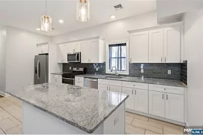 25 Grunwald Street, Clifton, NJ 07013 - Photo 8