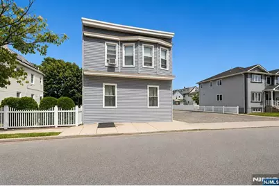 25 Grunwald Street, Clifton, NJ 07013 - Photo 2