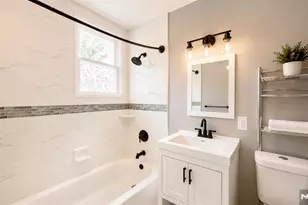 305 Cator Ave 101, Jersey City, NJ 07305 - Photo 8