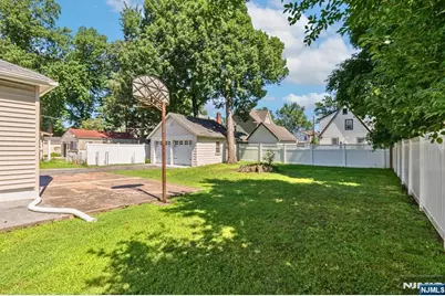 315 Shepard Avenue, Englewood, NJ 07631 - Photo 22