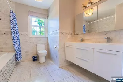 315 Shepard Avenue, Englewood, NJ 07631 - Photo 16