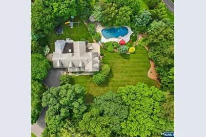 58 Powell Road, Allendale, NJ 07401 - Photo 2