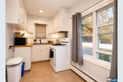 6 Pineview Terrace 1B #1B, Montvale, NJ 07645 - Photo 8