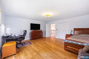 30 Beverly Rd, Glen Rock, NJ 07452 - Photo 28