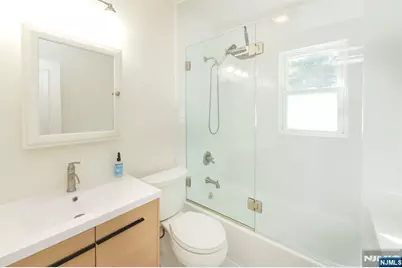 111 Cresskill Avenue, Dumont, NJ 07628 - Photo 18