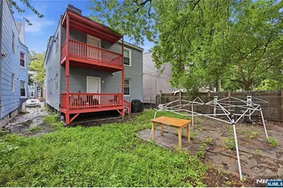 21 18th Street, East Orange, NJ 07017 - Photo 8