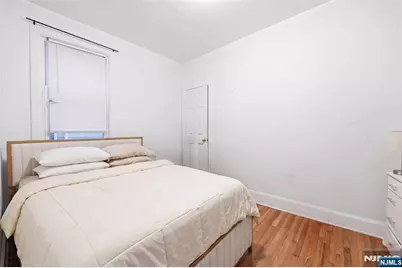 21 18th Street, East Orange, NJ 07017 - Photo 6