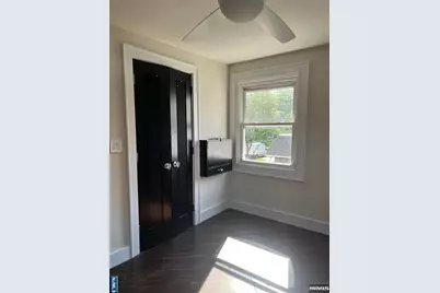 99 Hastings B #B, Rutherford, NJ 07070 - Photo 6
