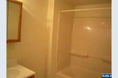 29 Brookfield Road 1st Fl #1st fl, Montclair, NJ 07043 - Photo 8