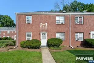 63 W Hudson Ave C, Englewood, NJ 07631 - Photo 1