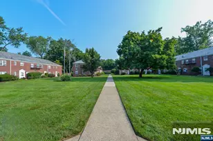 63 W Hudson Ave C, Englewood, NJ 07631 - Photo 2