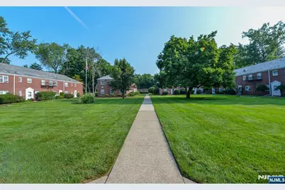 63 Hudson Avenue C1 #C1, Englewood, NJ 07631 - Photo 2