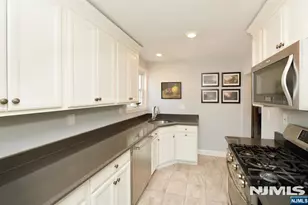 63 W Hudson Ave C, Englewood, NJ 07631 - Photo 10