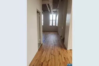 840 River 301 #301, Edgewater, NJ 07020 - Photo 2