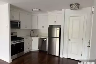 909 Thoreau Ct 909, Mahwah, NJ 07430 - Photo 2
