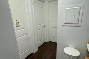 909 Thoreau Ct 909, Mahwah, NJ 07430 - Photo 6