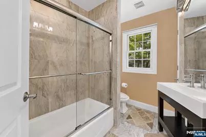 683 Victoria Avenue, Paramus, NJ 07652 - Photo 34