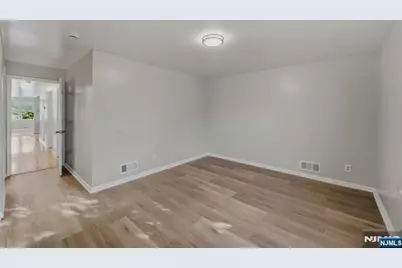 629 18th Street, Newark, NJ 07103 - Photo 22
