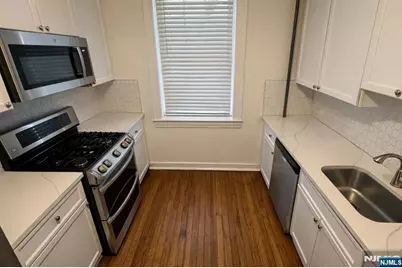 325 79th Street 23 #23, North Bergen, NJ 07047 - Photo 2