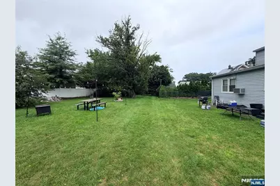 25 Lyall Road, Clifton, NJ 07012 - Photo 4