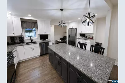 14-16 Livingston Avenue, Lyndhurst Township, NJ 07071 - Photo 12