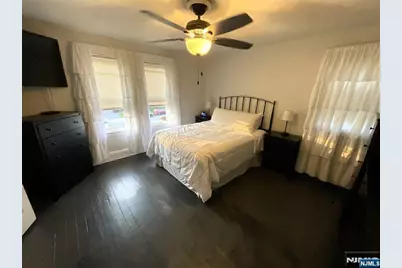 14-16 Livingston Avenue, Lyndhurst Township, NJ 07071 - Photo 18