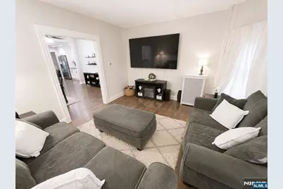 14-16 Livingston Avenue, Lyndhurst Township, NJ 07071 - Photo 8