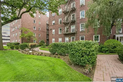 326 Bridge 1-G #1-G, Fort Lee, NJ 07024 - Photo 1