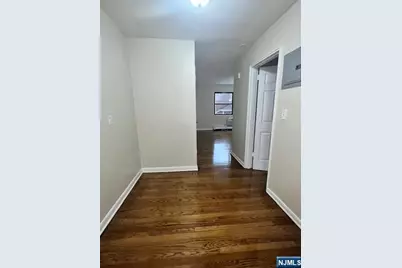 289 Essex H #H, Hackensack, NJ 07601 - Photo 10