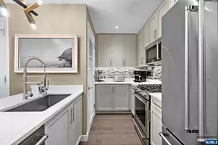 800 Ave At Port Imperial 318, Weehawken, NJ 07086 - Photo 6