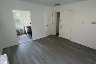 130 Park Ave, Englewood, NJ 07631 - Photo 2