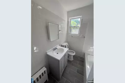 130 Park Avenue, Englewood, NJ 07631 - Photo 6