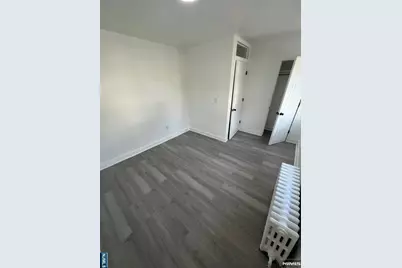 130 Park Avenue, Englewood, NJ 07631 - Photo 14