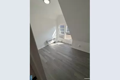 130 Park Avenue, Englewood, NJ 07631 - Photo 10