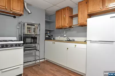 72 Newark Avenue 2 #2, Paterson, NJ 07503 - Photo 2