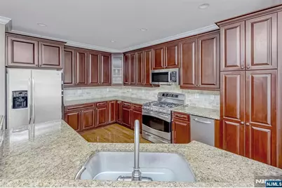1004 Whitney Lane, Allendale, NJ 07401 - Photo 10