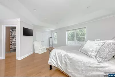 1004 Whitney Lane, Allendale, NJ 07401 - Photo 12