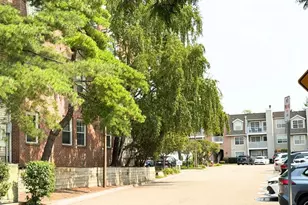 800 River Road 333, Edgewater, NJ 07020 - Photo 10