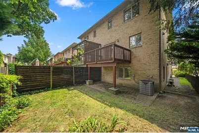 233 Knox Avenue C0001 #C0001, Cliffside Park, NJ 07010 - Photo 26