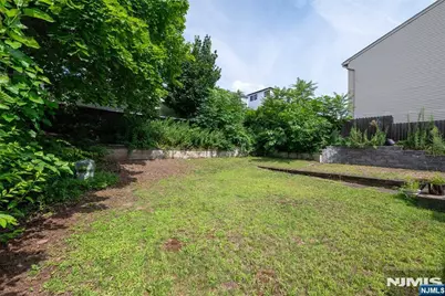 722 7th Street, Carlstadt, NJ 07072 - Photo 14