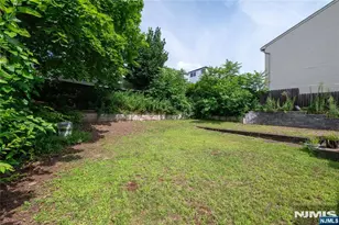 722 7th St, Carlstadt, NJ 07072 - Photo 14