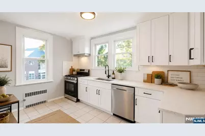 72 Sunset Avenue, Newark, NJ 07106 - Photo 20