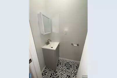 254 Undercliff Avenue 1 #1, Edgewater, NJ 07020 - Photo 6