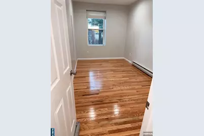 254 Undercliff Avenue 1 #1, Edgewater, NJ 07020 - Photo 12