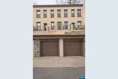 254 Undercliff Avenue 1 #1, Edgewater, NJ 07020 - Photo 16