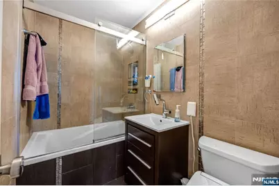 555 North Avenue 11E #11E, Fort Lee, NJ 07024 - Photo 18