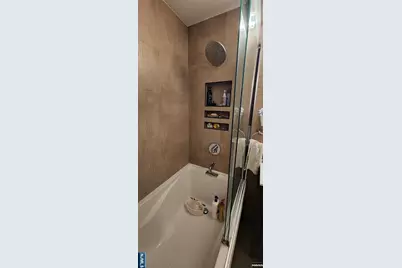 555 North Avenue 11E #11E, Fort Lee, NJ 07024 - Photo 4
