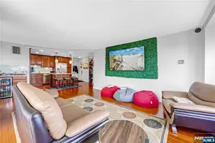 555 North Ave 11E, Fort Lee, NJ 07024 - Photo 8
